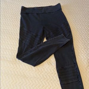 Women’s moto jeggings